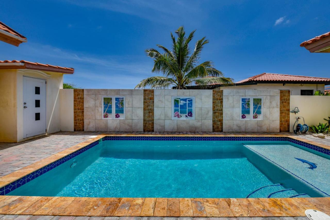 Villa Swiss Paradise With Private Pool Палм Бич Экстерьер фото
